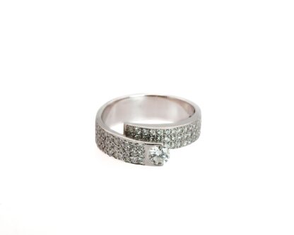 Band Ring with Diamonds